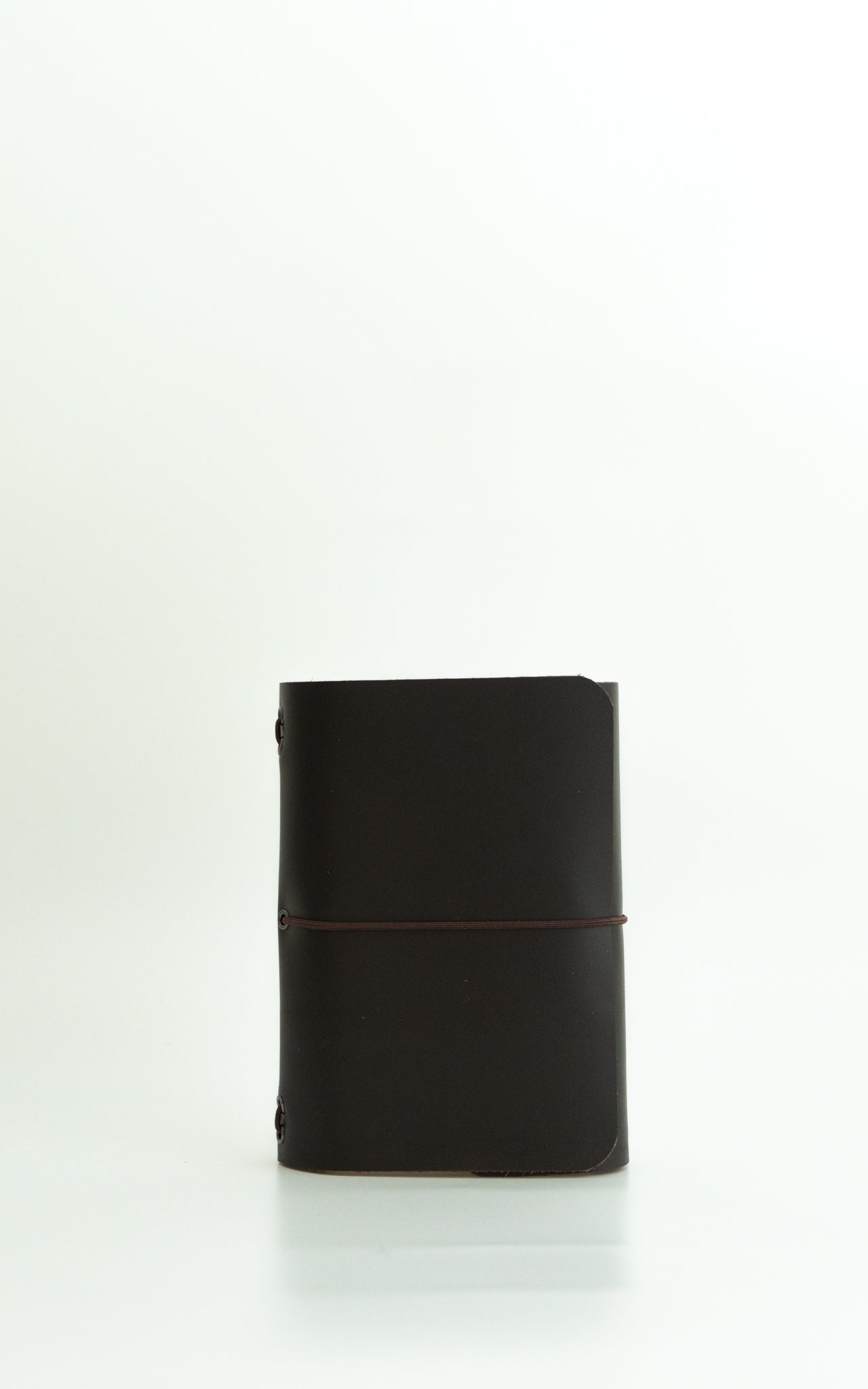 Sister Everbound (A6) - Funda de piel de diseño tríptico