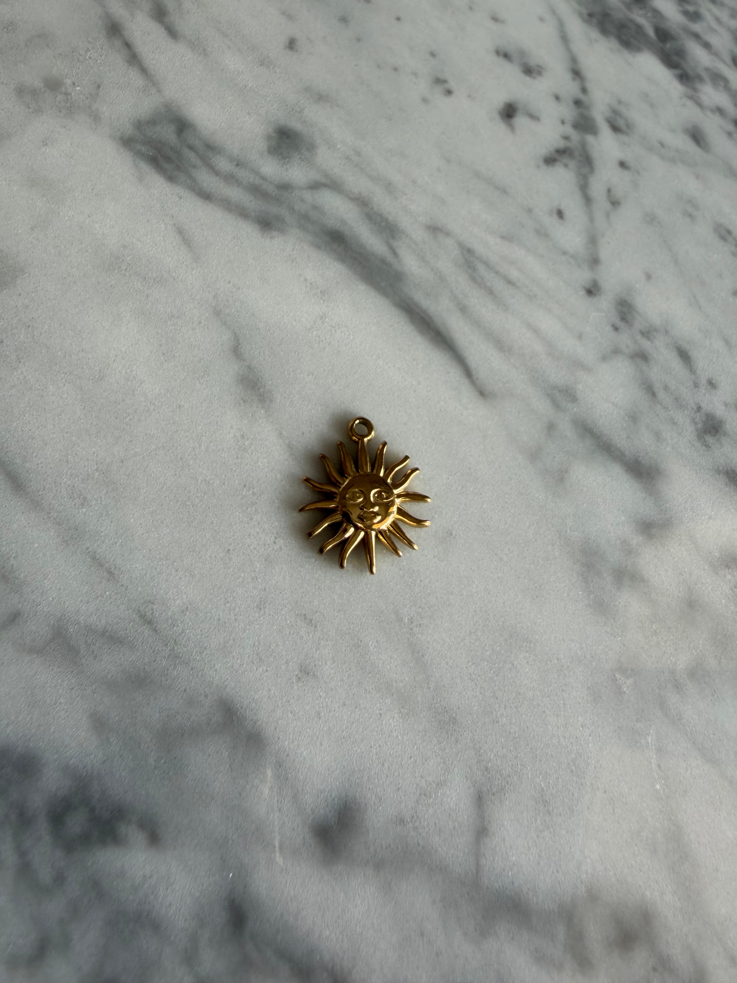 Charms – Gold